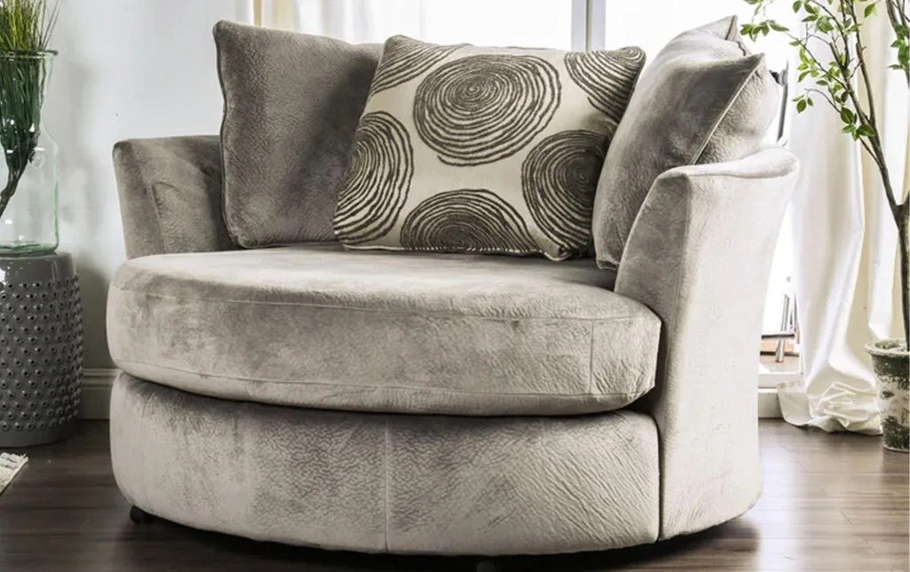 Oversized round chair for a a cozy reading nook